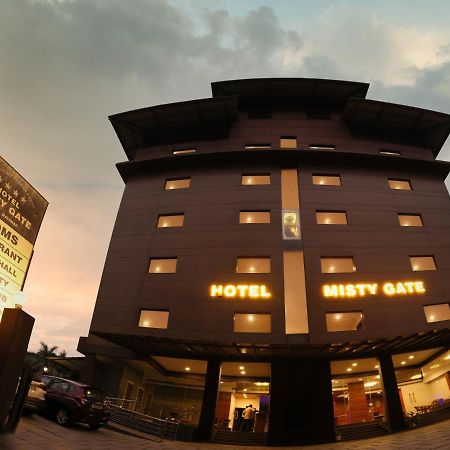 Misty Gate Hotel Vythiri Eksteriør billede